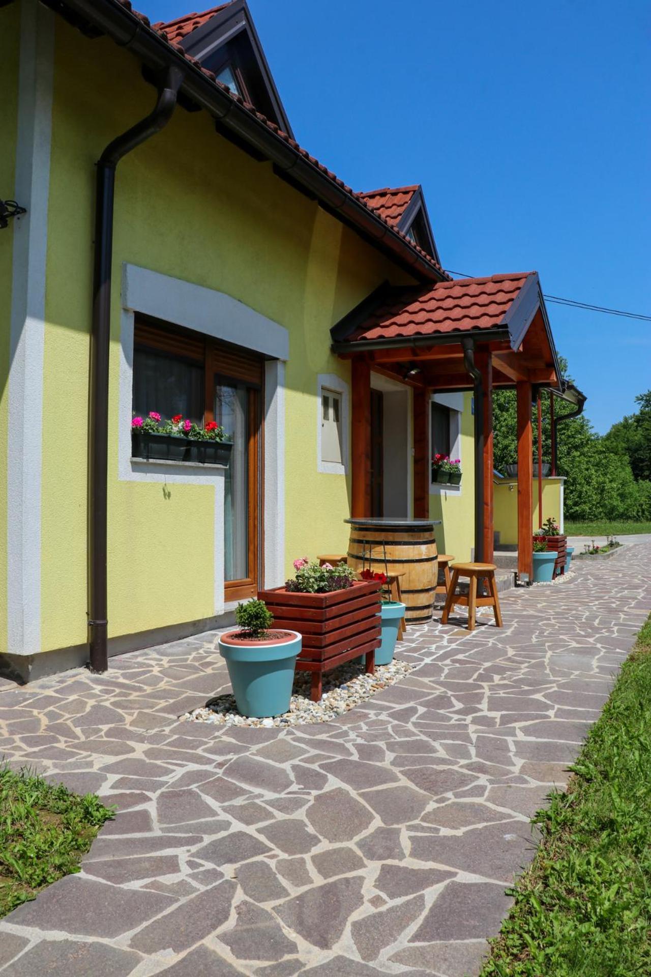 Apartment Filomena Smoljanac Exterior photo
